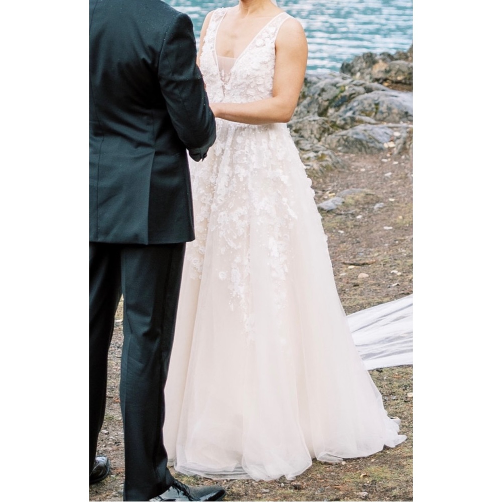BHDLN Ariane Etoile Ivory Wedding Gown | Anthropologie - Picture 6 of 14